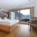 Gasthuis Alpenpension Maderer