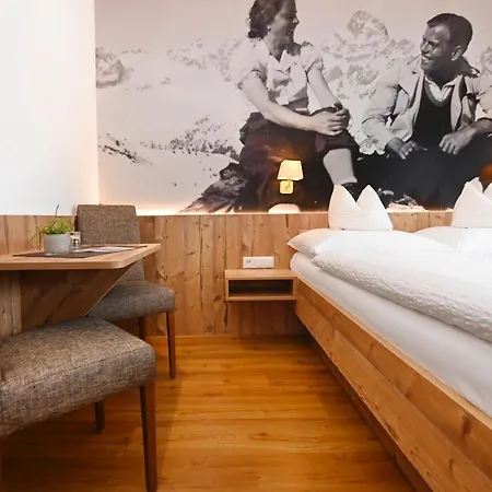 Alpenpension Maderer Πανσιόν Gaschurn