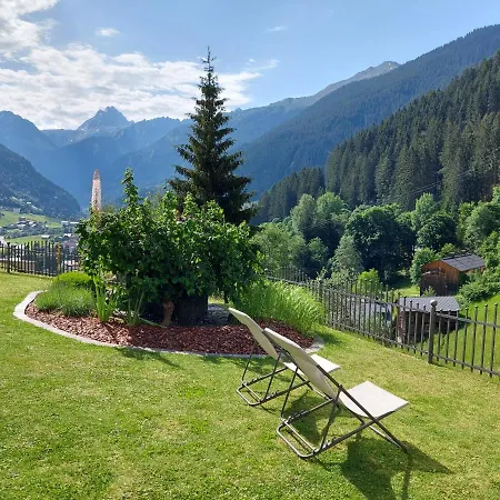 Alpenpension Maderer بيت ضيافة 3*