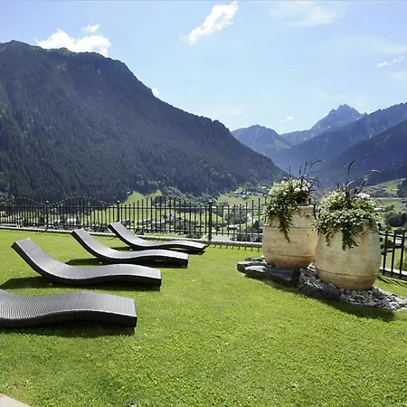 Πανσιόν Alpenpension Maderer 3*