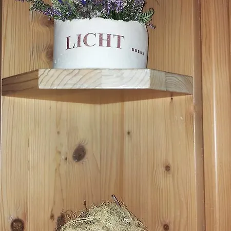 Konukevi Alpenpension Maderer Gaschurn
